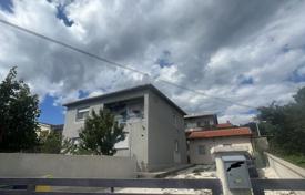 3-zimmer wohnung 80 m² in Primorje-Gorski Kotar County, Kroatien. 220 000 €