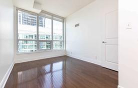 1-zimmer wohnung in Lake Shore Boulevard West, Kanada. C$801 000