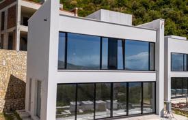 2-zimmer villa 228 m² in Herceg Novi city, Montenegro. 1 500 000 €
