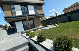 7-zimmer villa 400 m² in Beylikdüzü, Türkei. $915 000