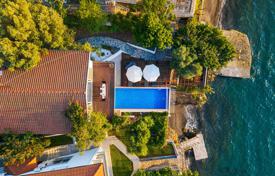 4-zimmer villa 210 m² in Fethiye, Türkei. 136 918 000 TRY