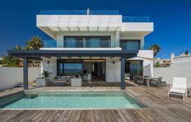 Villa – Marbella, Andalusien, Spanien. 9 000 €  pro Woche