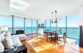 Wohnung – Miami Beach, Florida, Vereinigte Staaten. 12 200 €  pro Woche
