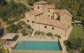 22-zimmer landgut 950 m² in Perugia, Italien. 620 000 €
