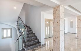 7-zimmer einfamilienhaus 762 m² in Sea Caves, Zypern. 4 450 000 €
