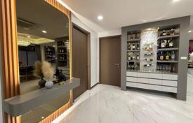 6-zimmer villa 540 m² in Pattaya, Thailand. $623 000