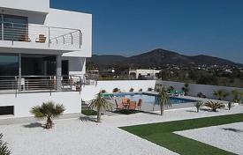 Villa – Ibiza, Balearen, Spanien. 6 900 €  pro Woche