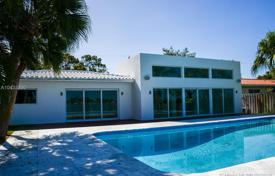 Villa – Miami Beach, Florida, Vereinigte Staaten. $3 988 000
