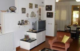 2-zimmer wohnung 85 m² in Castiglione della Pescaia, Italien. 450 000 €