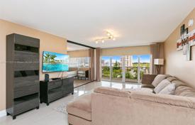Eigentumswohnung – Hallandale Beach, Florida, Vereinigte Staaten. $555 000