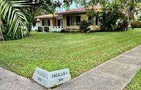 Haus in der Stadt – Coral Gables, Florida, Vereinigte Staaten. $3 599 000