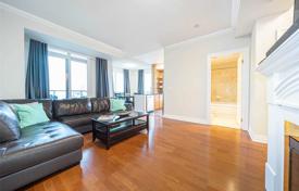 2-zimmer wohnung in Lake Shore Boulevard West, Kanada. C$710 000