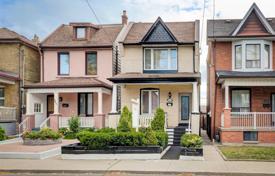 4-zimmer haus in der stadt in Old Toronto, Kanada. C$1 581 000