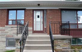 4-zimmer haus in der stadt in North York, Kanada. C$2 331 000