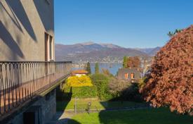 7-zimmer villa in Stresa, Italien. 740 000 €