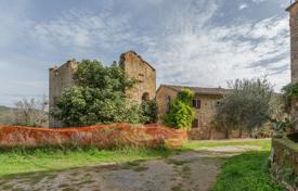 16-zimmer landgut 586 m² in San Gimignano, Italien. 1 200 000 €