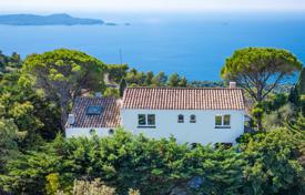 8-zimmer villa in Carqueiranne, Frankreich. 2 000 000 €