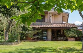 5-zimmer villa 1000 m² in Arezzo, Italien. 1 500 000 €