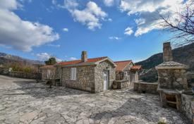 Haus in der Stadt – Budva (Stadt), Budva, Montenegro. 403 000 €