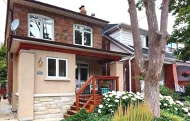 Haus in der Stadt – Hillsdale Avenue East, Toronto, Ontario,  Kanada. C$1 981 000