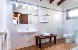 Villa – Menorca, Balearen, Spanien. 4 800 €  pro Woche
