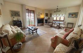 10-zimmer villa in Lucca, Italien. 499 000 €