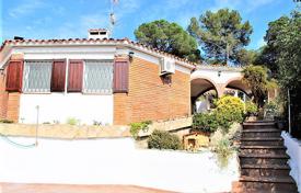 Villa – Lloret de Mar, Katalonien, Spanien. 220 000 €