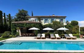 Villa – Mandelieu-la-Napoule, Côte d'Azur, Frankreich. Price on request