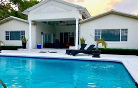 Villa – Miami Beach, Florida, Vereinigte Staaten. $5 500 000