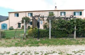 Villa – Follonica, Toskana, Italien. 1 050 000 €