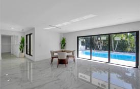 4-zimmer haus in der stadt 360 m² in Miami, Vereinigte Staaten. $2 500 000