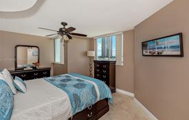 Eigentumswohnung – Sunny Isles Beach, Florida, Vereinigte Staaten. $550 000