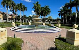 Haus in der Stadt – West End, Miami, Florida,  Vereinigte Staaten. $650 000