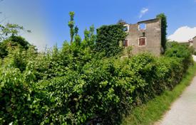 4-zimmer haus in der stadt 198 m² in Grožnjan, Kroatien. 260 000 €