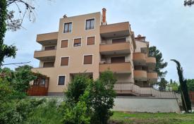 2-zimmer wohnung 305 m² in Premantura, Kroatien. 550 000 €