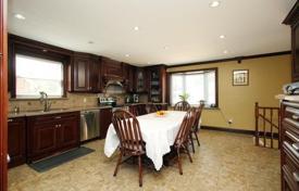 6-zimmer haus in der stadt in North York, Kanada. C$1 658 000