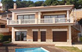 4-zimmer villa 250 m² in Lloret de Mar, Spanien. Price on request