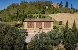9-zimmer landgut 205 m² in San Gimignano, Italien. 930 000 €