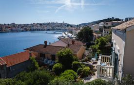 8-zimmer haus in der stadt 194 m² in Mali Losinj, Kroatien. 595 000 €