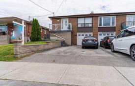 5-zimmer stadthaus in North York, Kanada. C$1 537 000