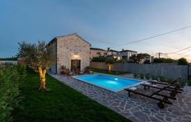 8-zimmer haus in der stadt 133 m² in Poreč, Kroatien. 580 000 €