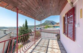 4-zimmer einfamilienhaus 150 m² in Sutomore, Montenegro. 105 000 €