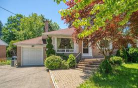 4-zimmer haus in der stadt in North York, Kanada. C$2 085 000