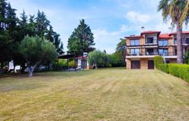 5-zimmer stadthaus 150 m² in Nea Skioni, Griechenland. 870 000 €