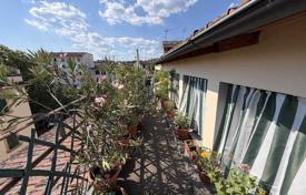 3-zimmer wohnung 150 m² in Florenz, Italien. 545 000 €