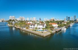 Villa – North Miami Beach, Florida, Vereinigte Staaten. $3 800 000