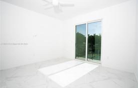 4-zimmer haus in der stadt 254 m² in Miami, Vereinigte Staaten. $2 840 000