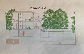 Grundstück in Lovran, Kroatien. 520 000 €