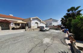 7-zimmer einfamilienhaus in Limassol (city), Zypern. 850 000 €