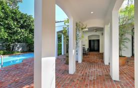 5-zimmer haus in der stadt 487 m² in Coral Gables, Vereinigte Staaten. $3 750 000